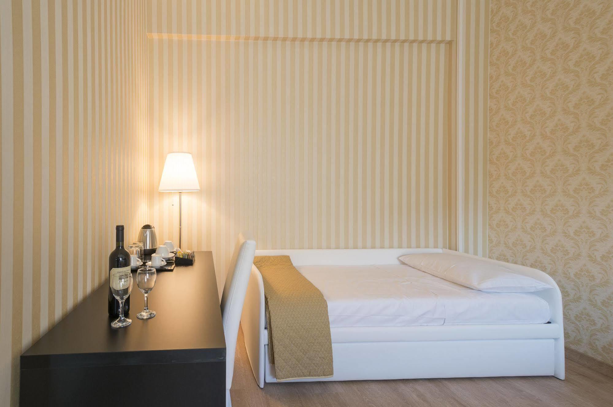 Happy In Bed and breakfast 2*